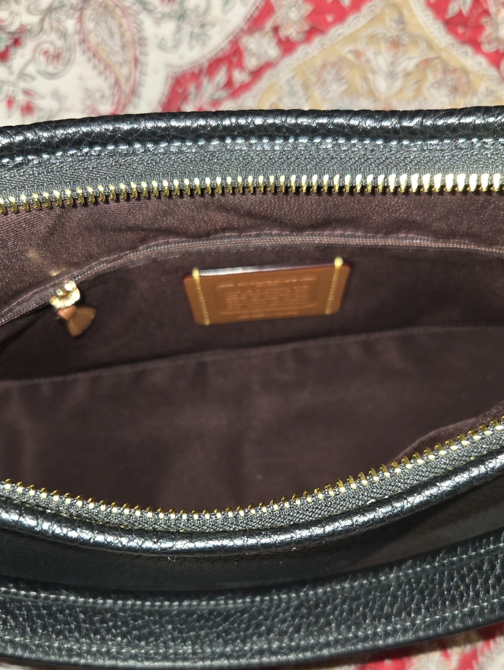 Coach - Picture 2 of 6